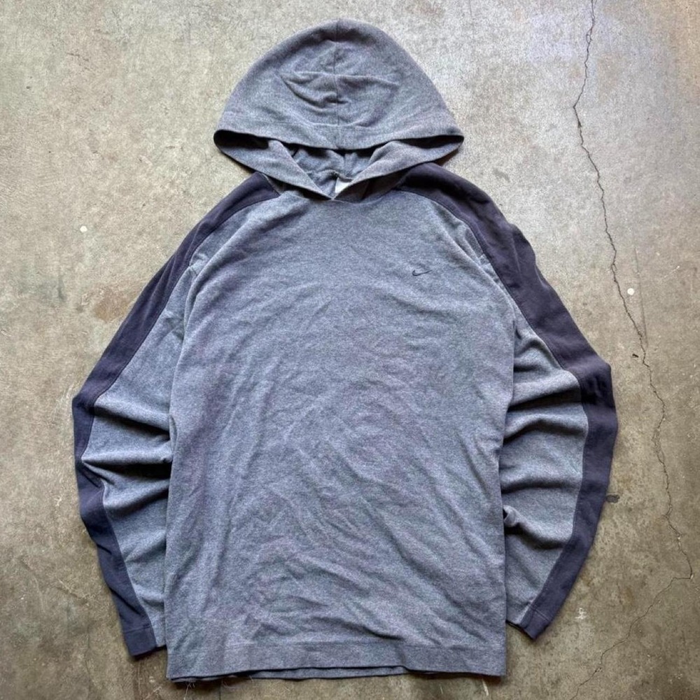 Vintage Y2K Nike grey thin hoodie shirt with embroidered swoosh  Mens size XL